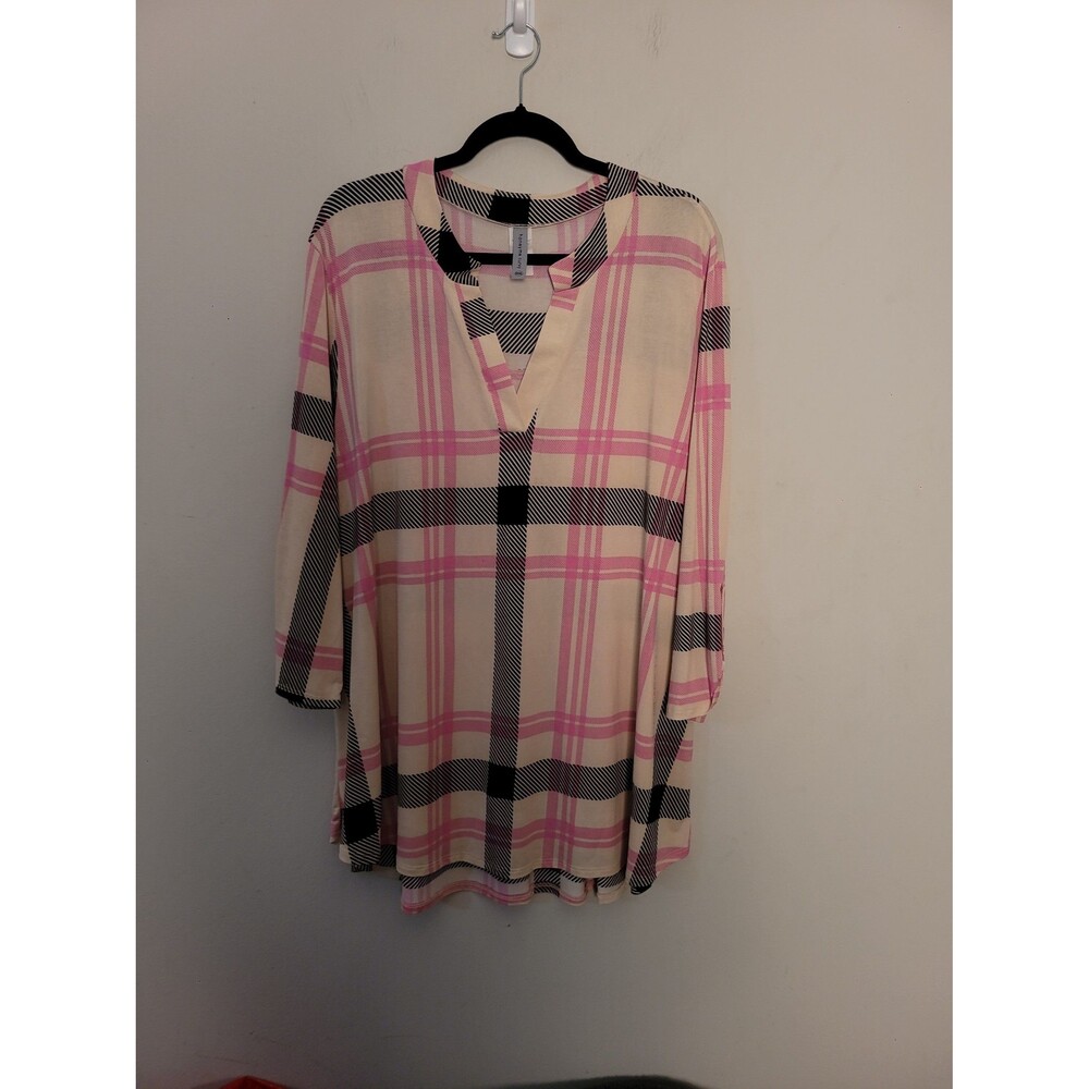 Honeyme Curvy cream pink plaid pullover shirt Sz 3X